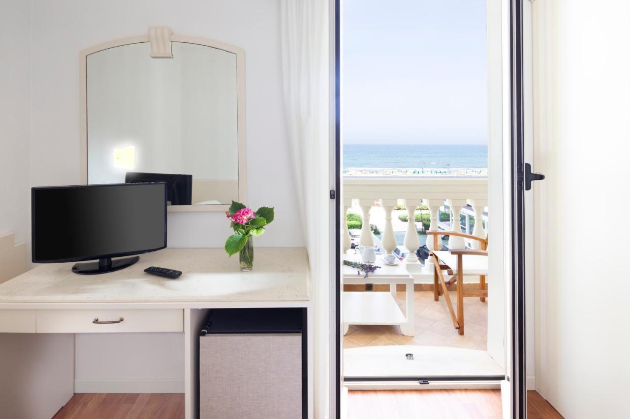 Novecento Suite Hotel Riccione Eksteriør bilde