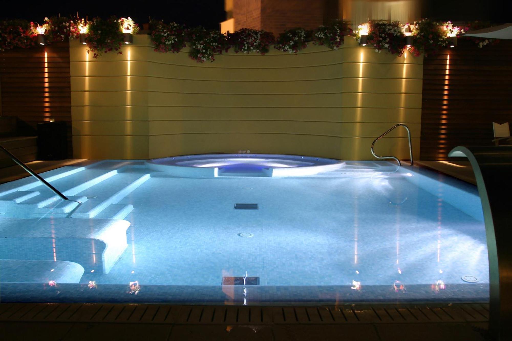 Novecento Suite Hotel Riccione Eksteriør bilde