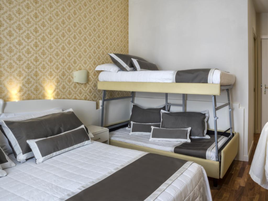 Novecento Suite Hotel Riccione Eksteriør bilde